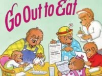 The Berenstain Bears Go Out To Eat