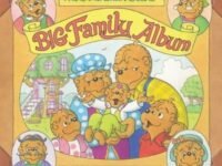 The Berenstain Bears' Big Family Album