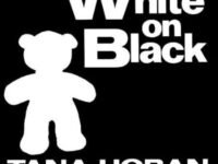 White On Black:a High Contrast Book For Newborns